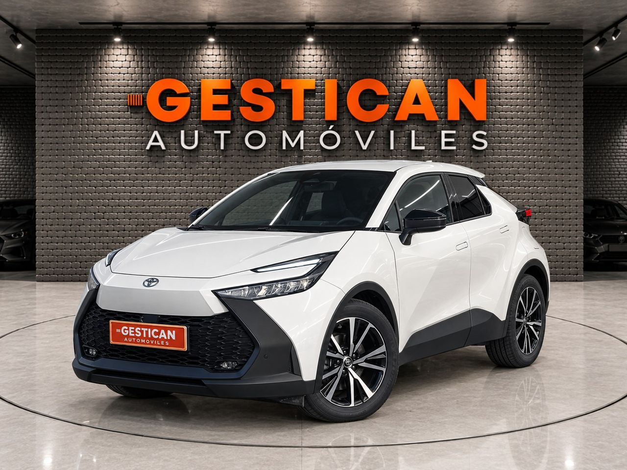 Toyota C-HR 1.8 Advance Hybrid 140