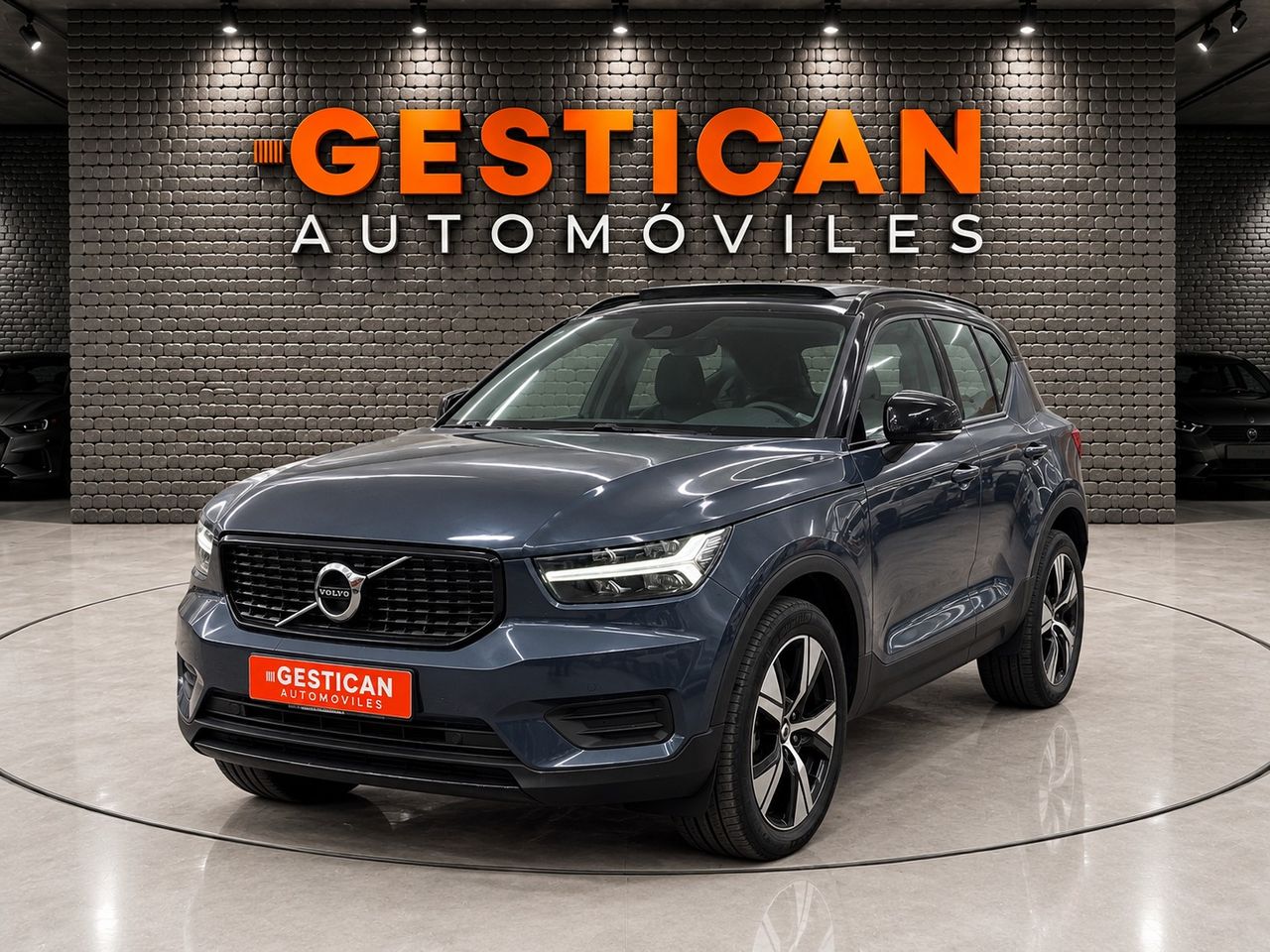 Volvo XC40 1.5 T5 Twin Recharge R-Design Auto