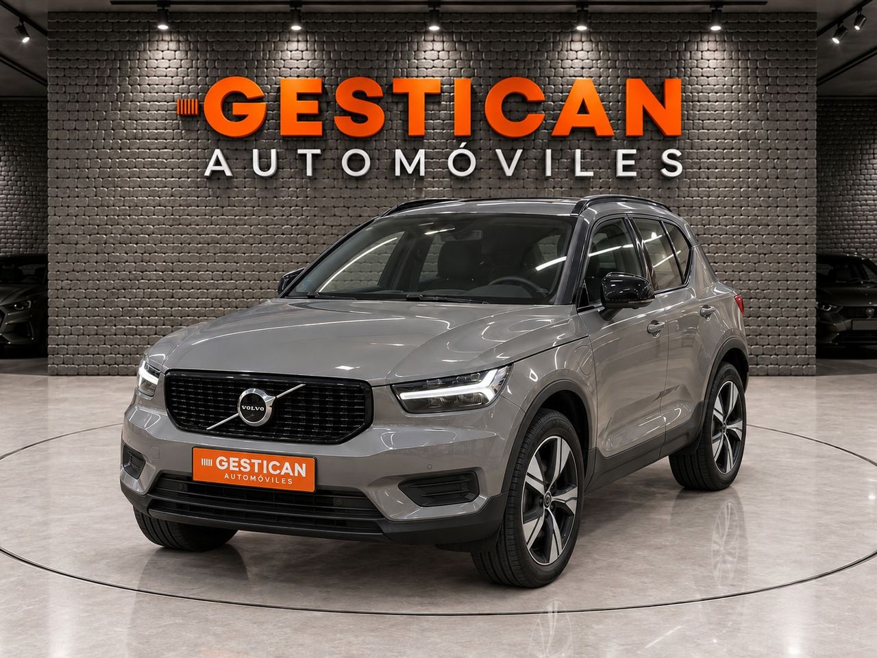 Volvo XC40 1.5 T5 Twin Recharge R-Design Auto