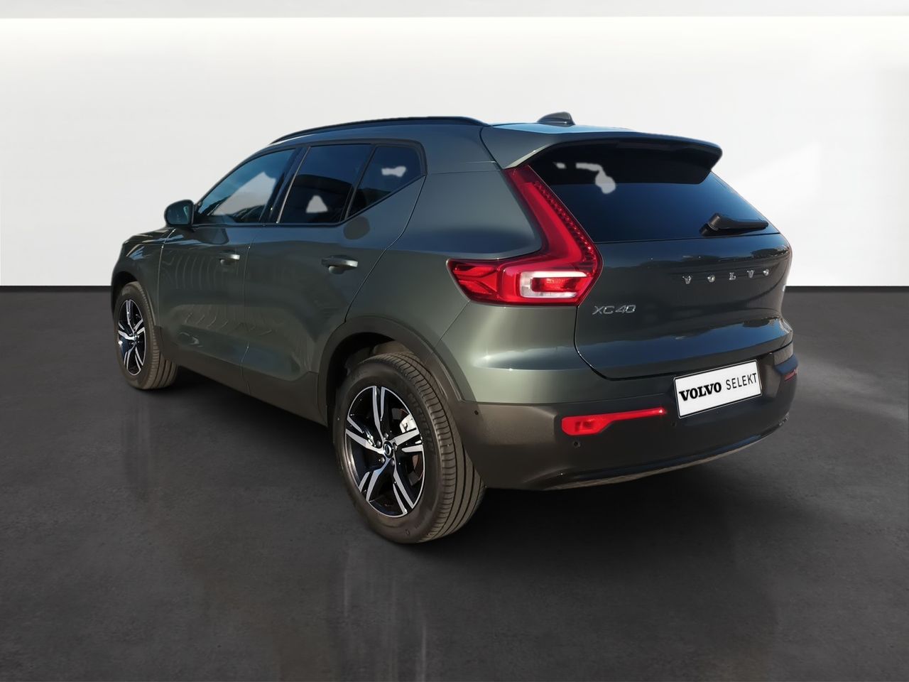 Volvo XC40 2.0 B3 MHEV PLUS DARK DCT 163 5P - foto 2