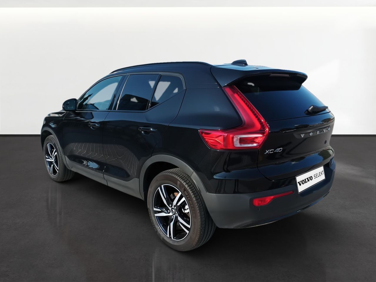 Volvo XC40 2.0 B3 MHEV PLUS DARK DCT 163 5P - foto 2