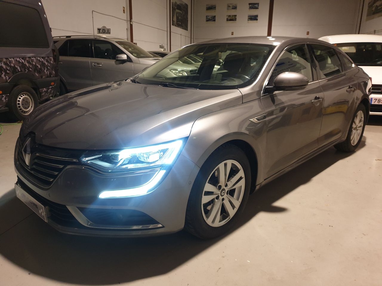 renault talisman 2017 /
