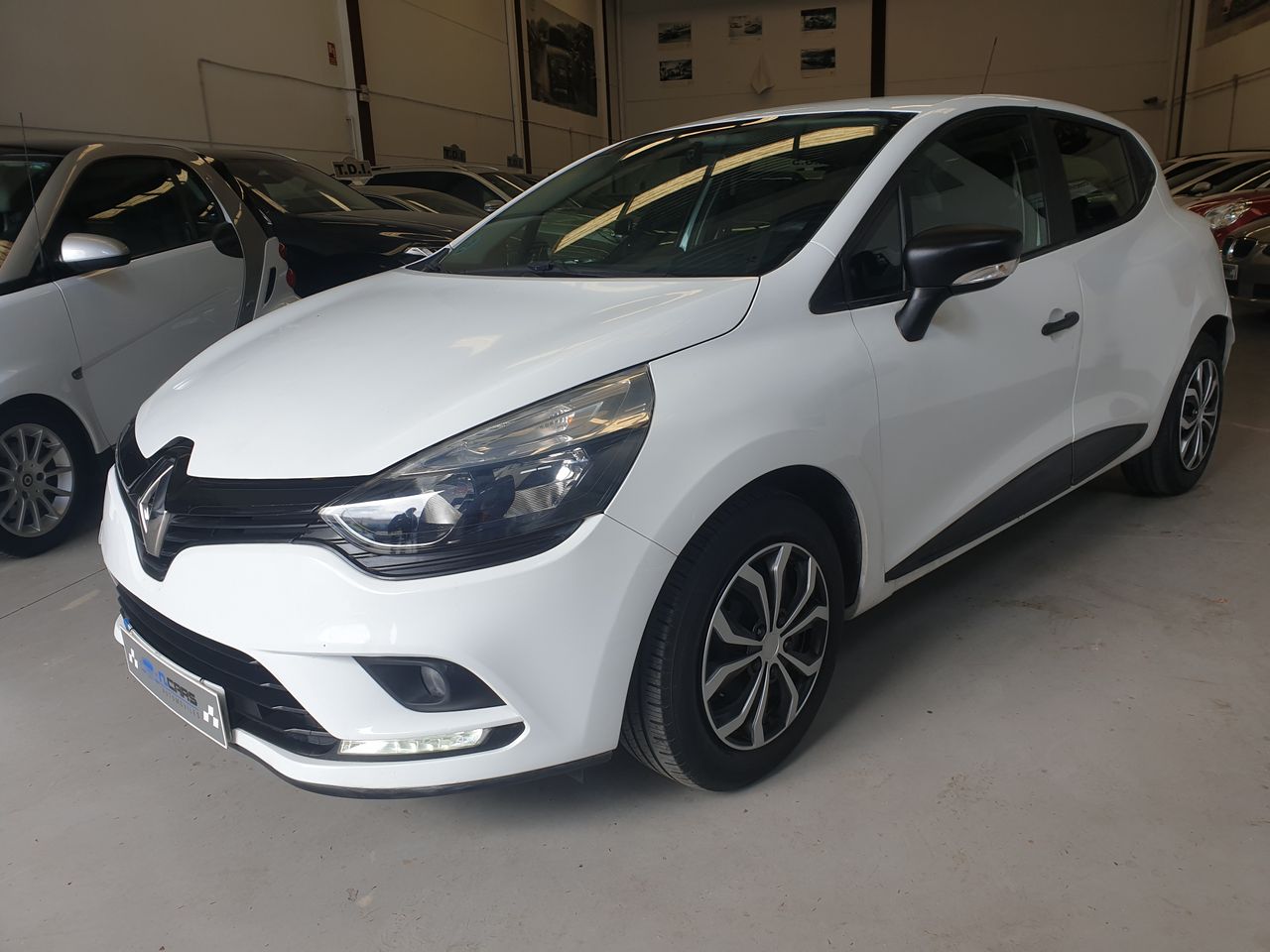 Limpiezas integrales  de segunda mano - renault clio 2019 /