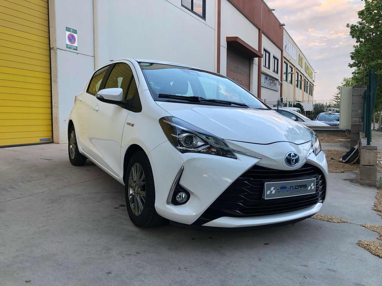 toyota yaris 2017 / foto grande (2)