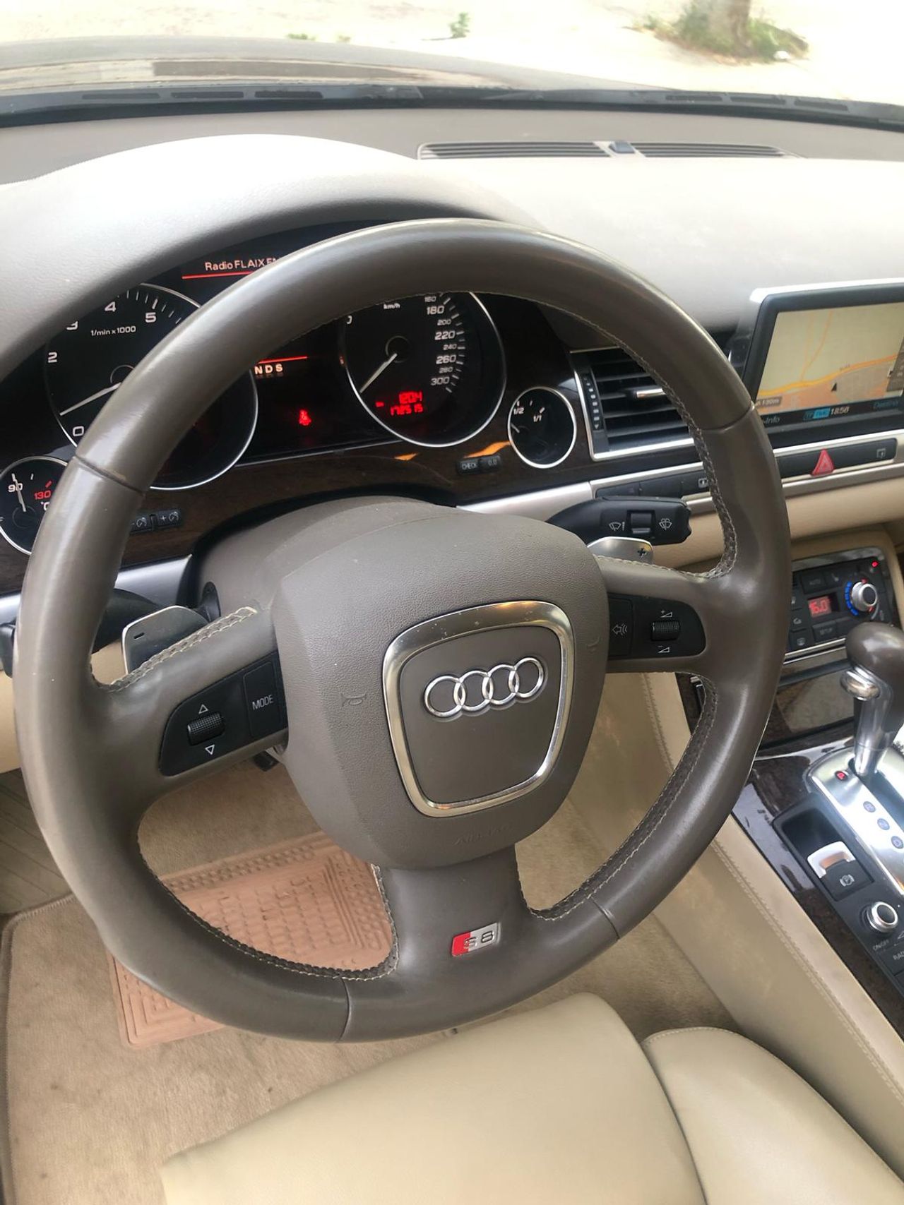 audi s8 2008 / foto grande (3)
