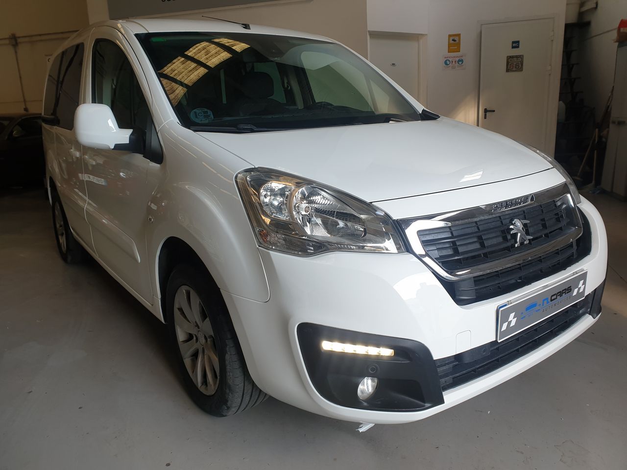 peugeot partner 2019 / foto grande (3)