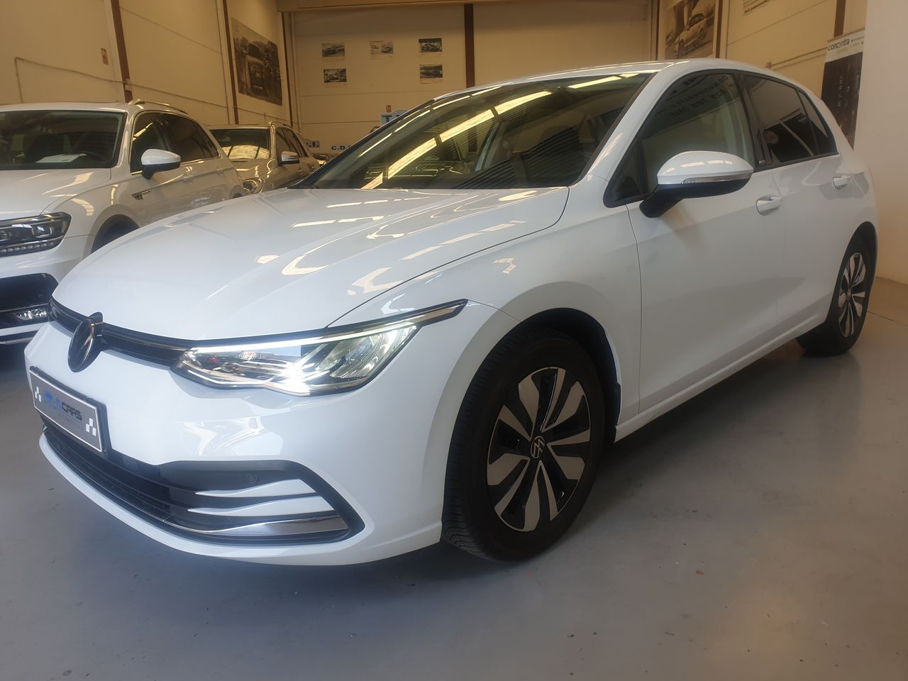 Foto volkswagen golf 2023 /