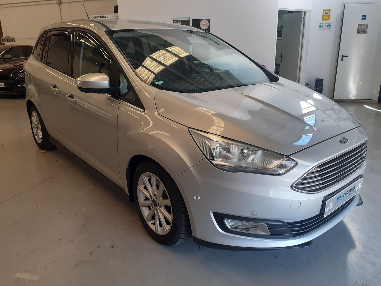 Ford C Max 1.5 Tdci 88kw Trend 5p  - Foto 4