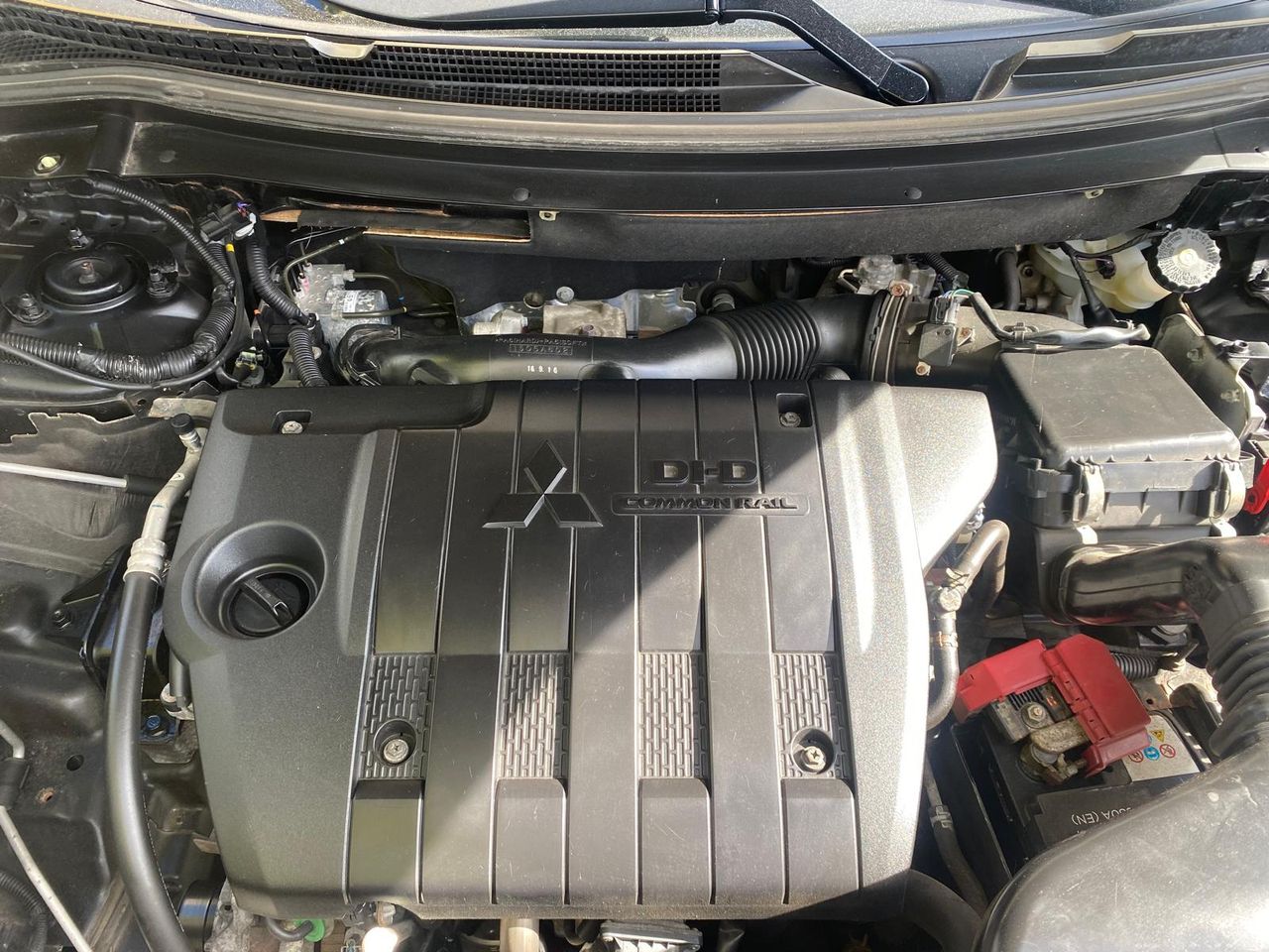 Mitsubishi Outlander mitsubishi outlander 2.2 tdi automatico  - Foto 14