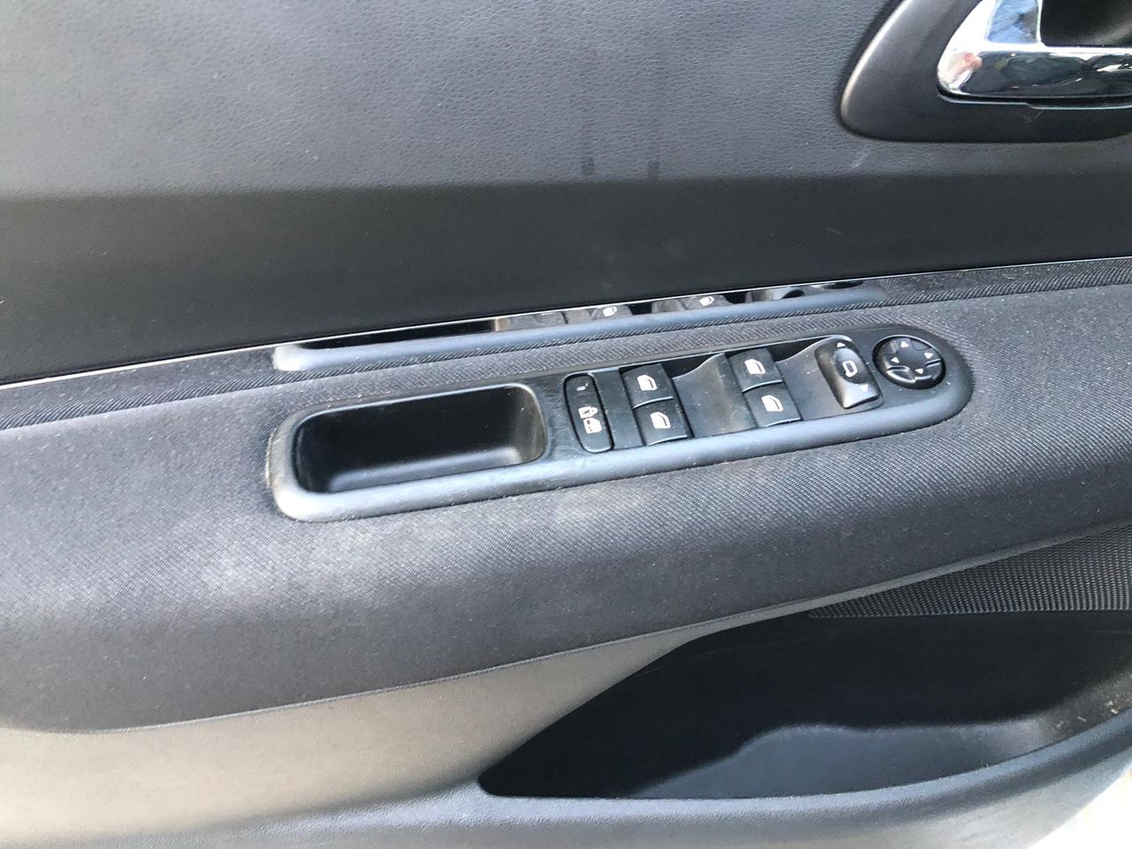 Peugeot 5008 PEUGEOT 5008 1.6 HDI 110 cv  - Foto 15