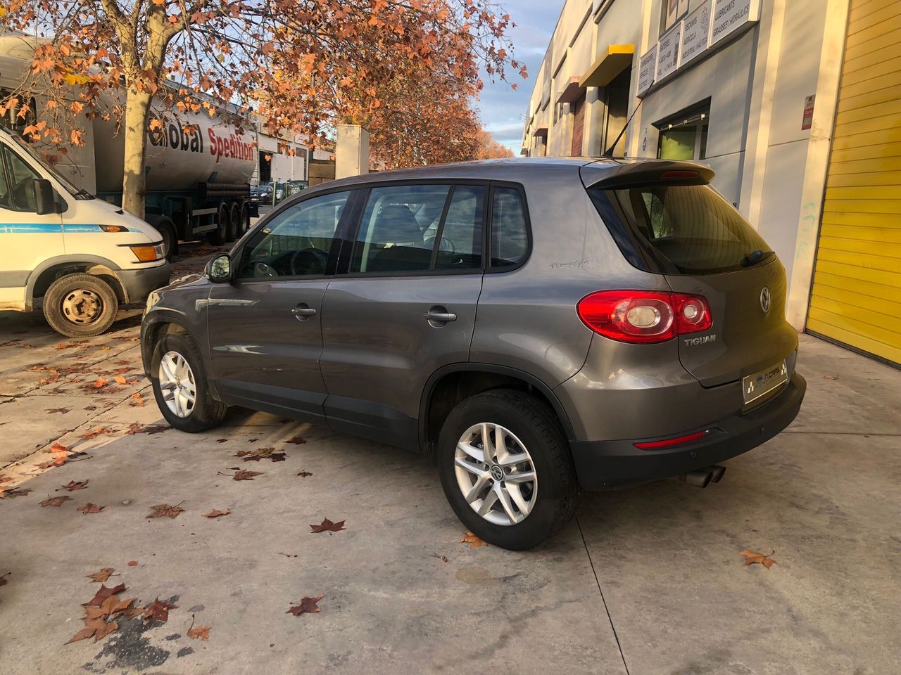 Volkswagen Tiguan 1.4 i 122 cv - Foto 4