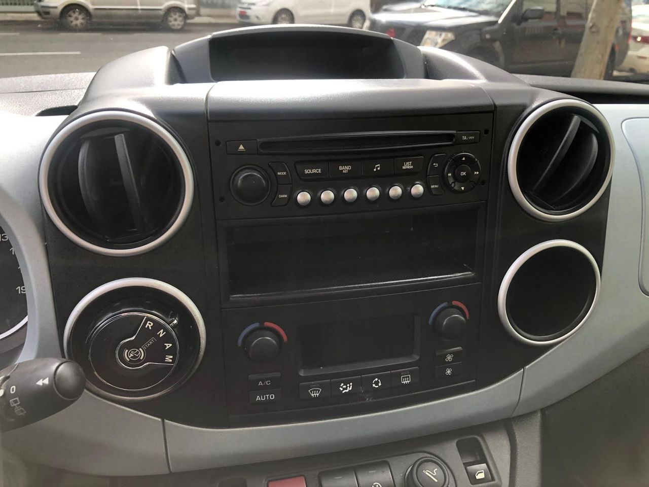 Citroën Berlingo citroen berlingo 1.6 hdi automatica - Foto 10