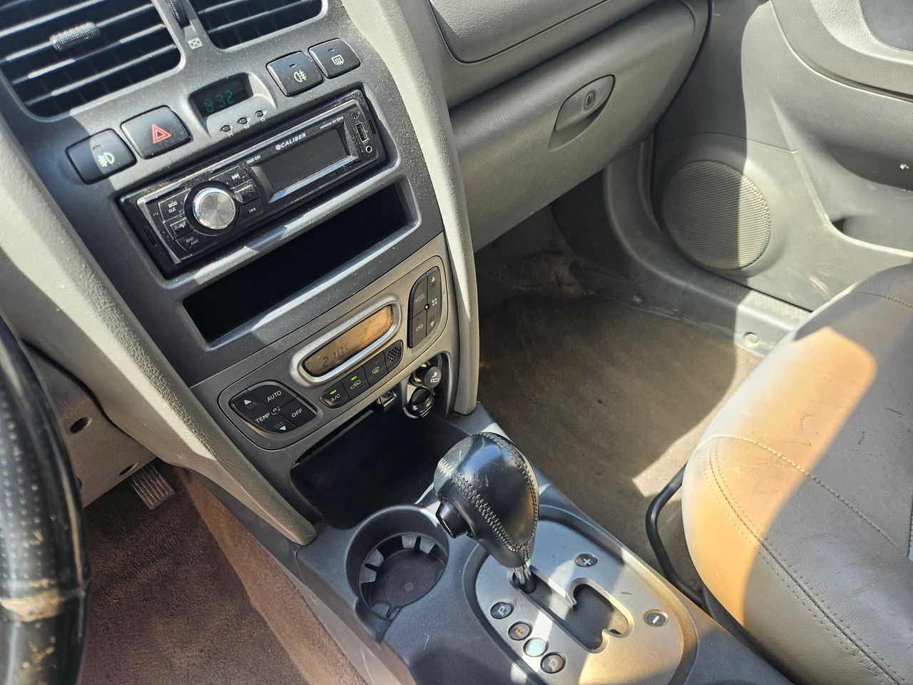 Hyundai Santa Fe 2.0 CRDi VGT Style Aut. - Foto 9