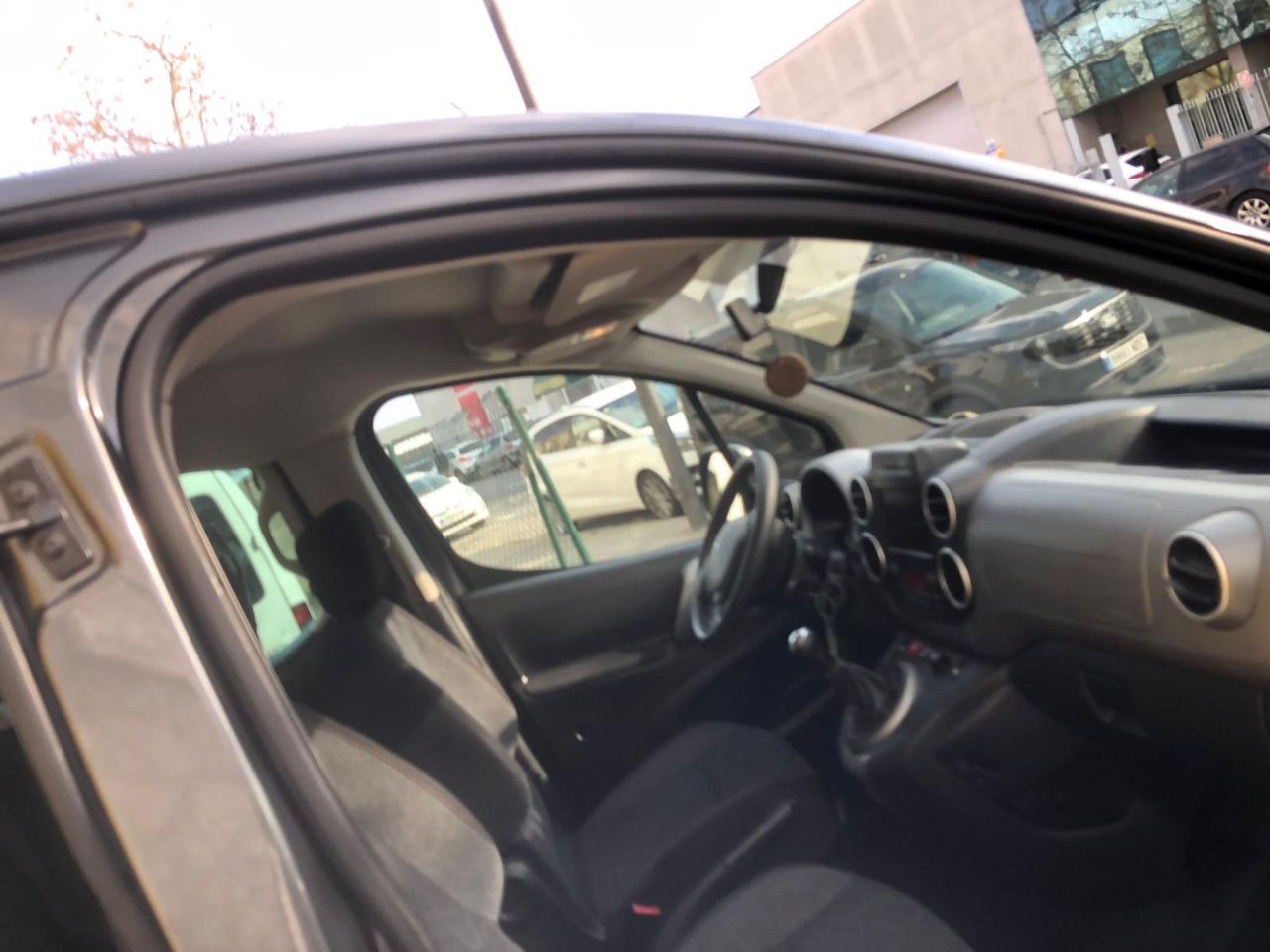 Peugeot Partner 1.6 hdi 102 cv - Foto 10