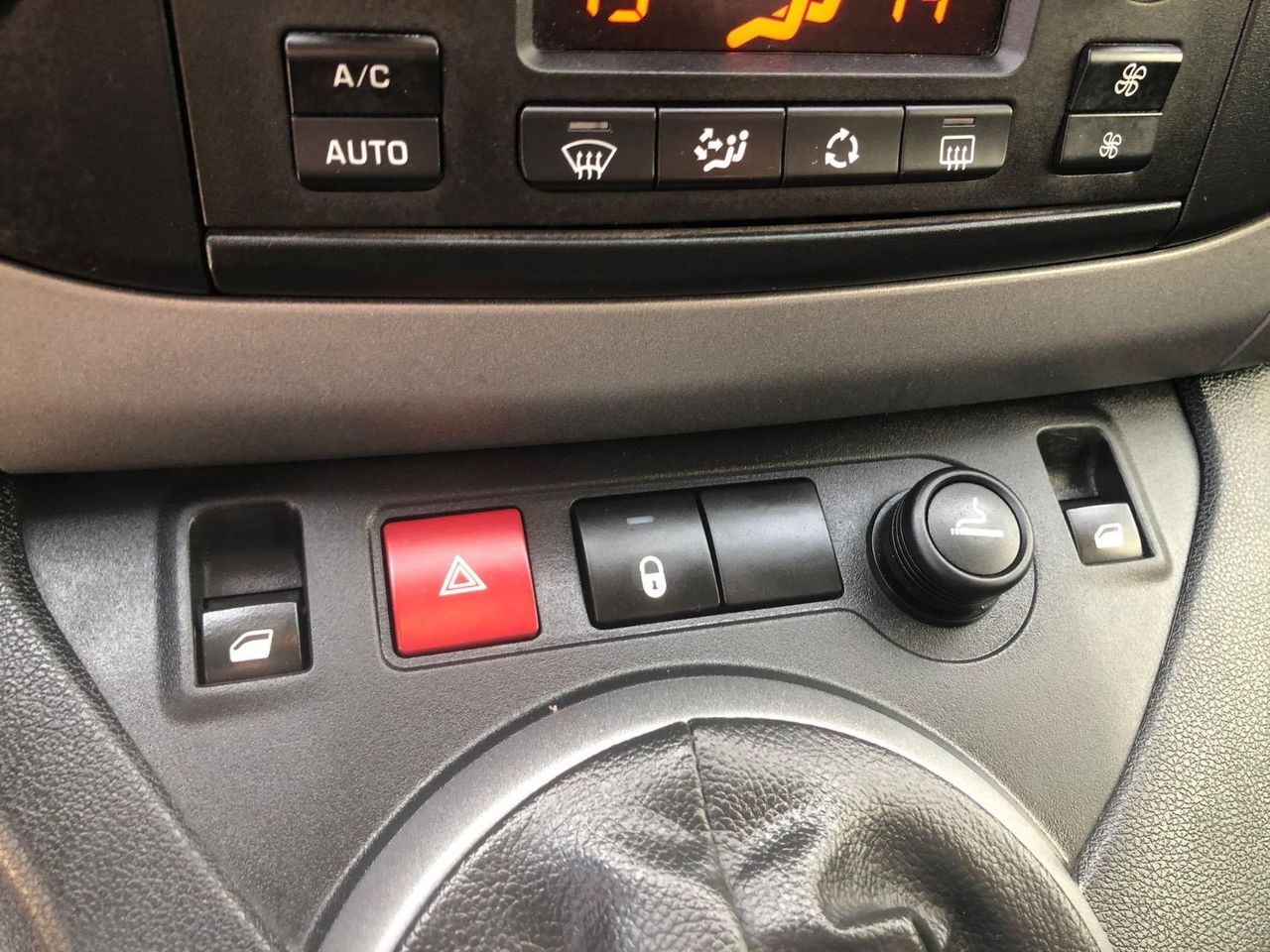 Peugeot Partner 1.6 hdi 102 cv - Foto 8