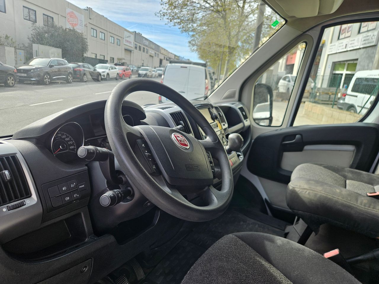 Fiat Ducato 2.3 Mjet  Caja Cab Xlargo - Foto 6