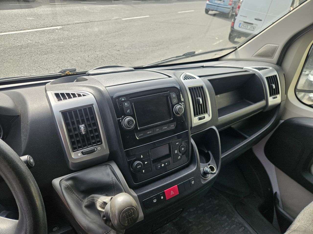 Fiat Ducato 2.3 Mjet  Caja Cab Xlargo - Foto 8