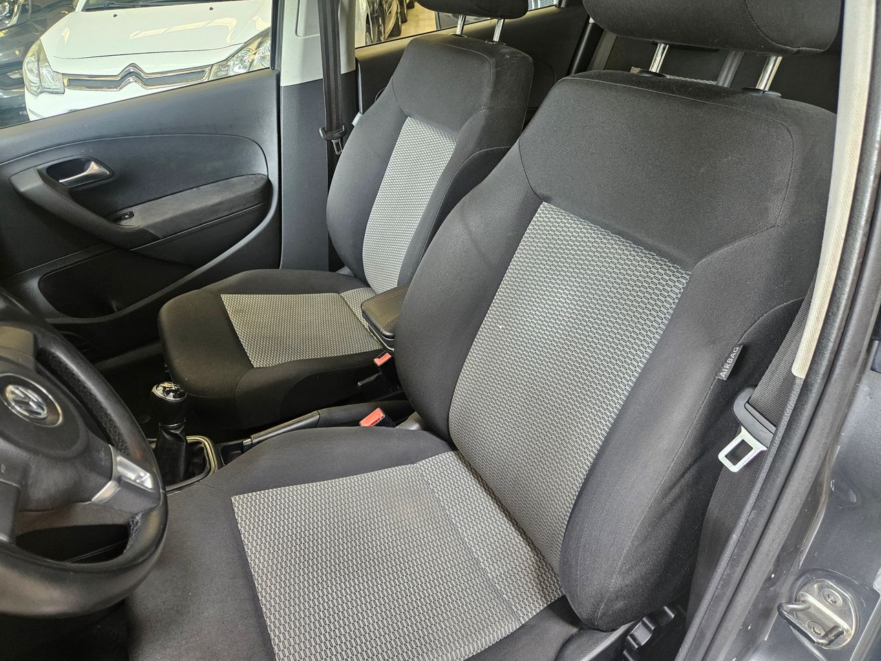 Volkswagen Polo 1.2 Tdi Advance - Foto 13