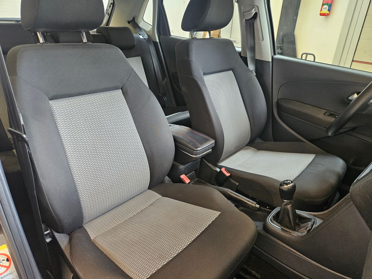 Volkswagen Polo 1.2 Tdi Advance - Foto 14