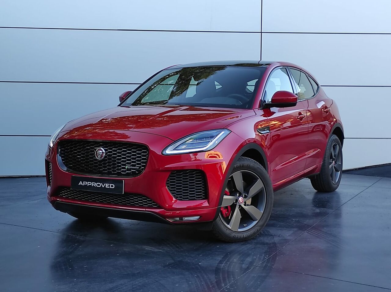 Jaguar E-Pace ocasión segunda mano 2021 Diésel por 49.000€ en Málaga