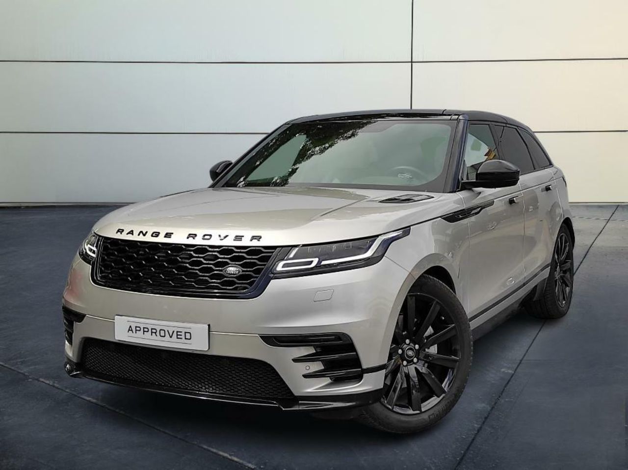 Land Rover Range Rover Velar ocasión segunda mano 2019 Diésel por 66.000€ en Málaga