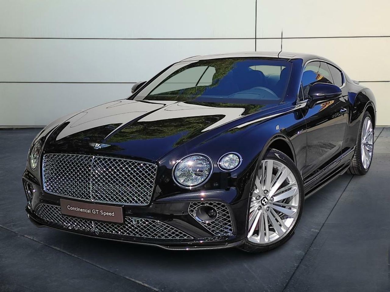 Bentley Continental GT ocasión segunda mano 2022 Gasolina por 408.872€ en Málaga