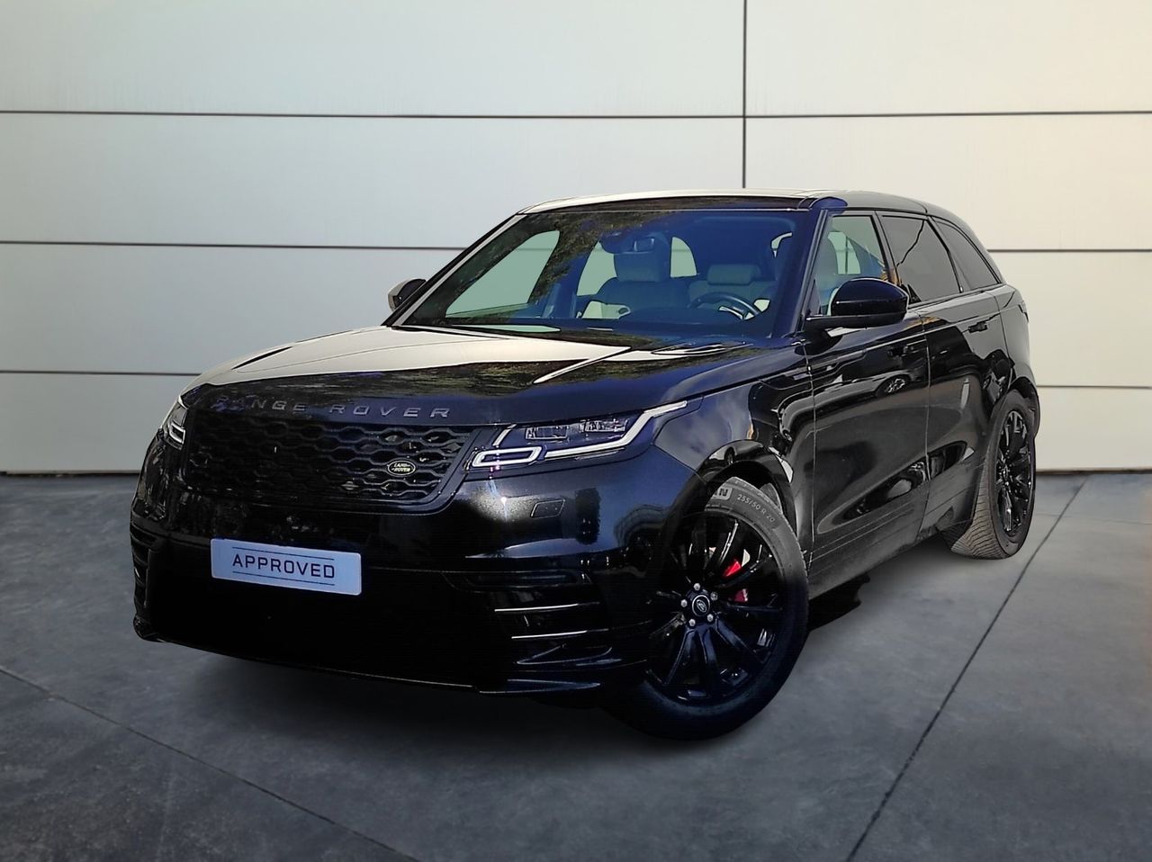 Land Rover Range Rover Velar ocasión segunda mano 2019 Diésel por 63.900€ en Málaga