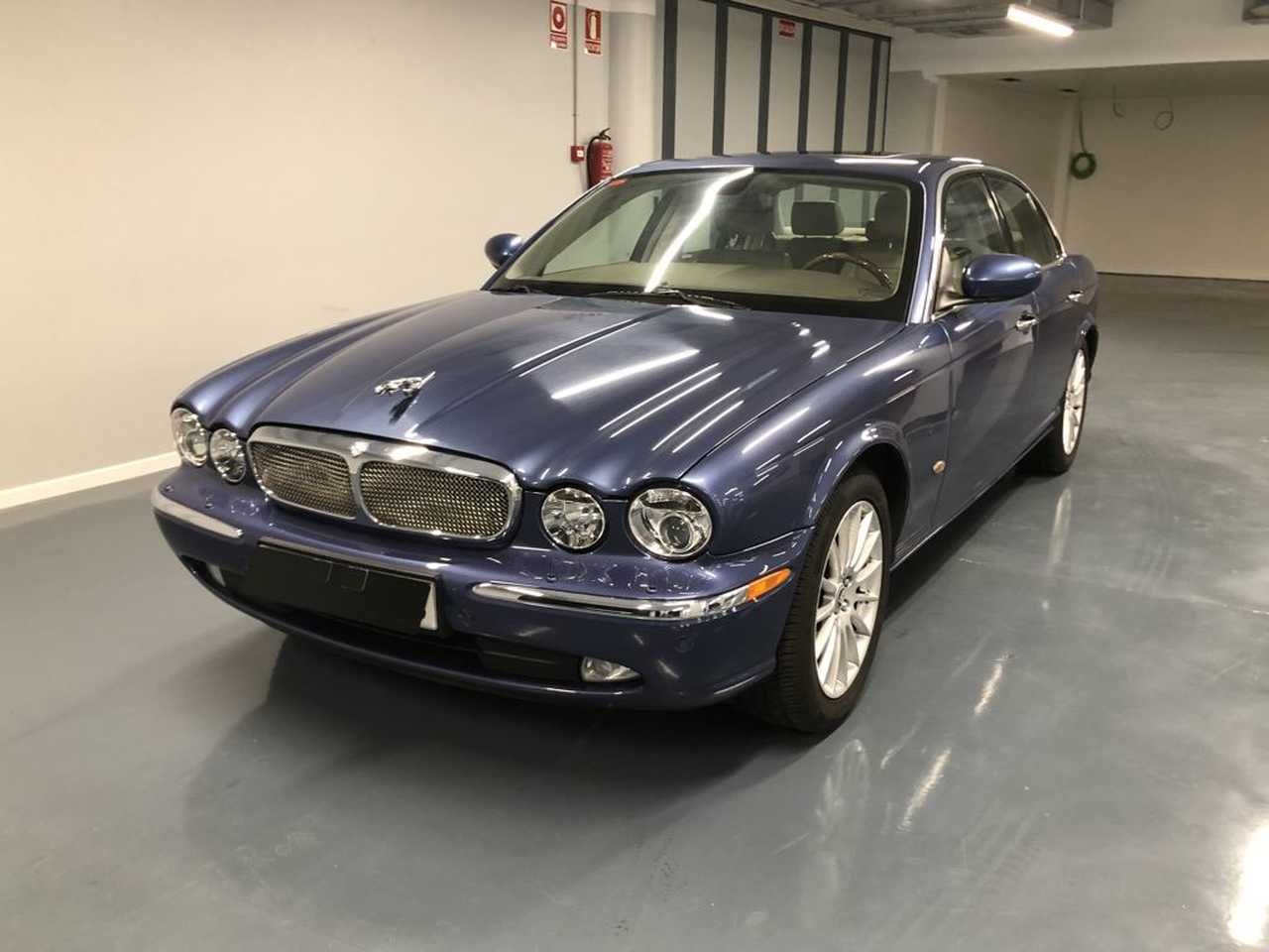 Foto jaguar xj 2005 /