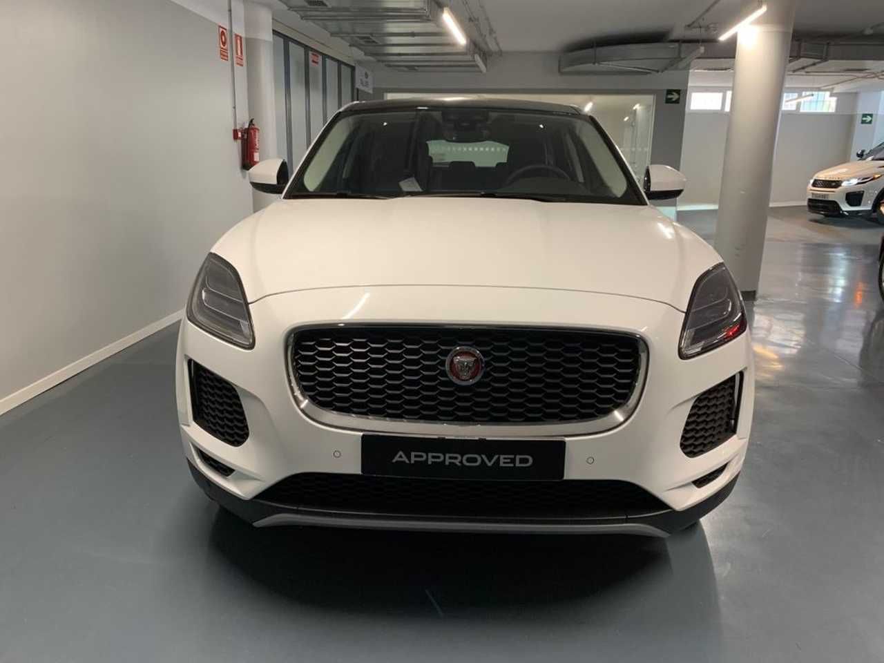 jaguar e-pace 2020 / foto grande (3)