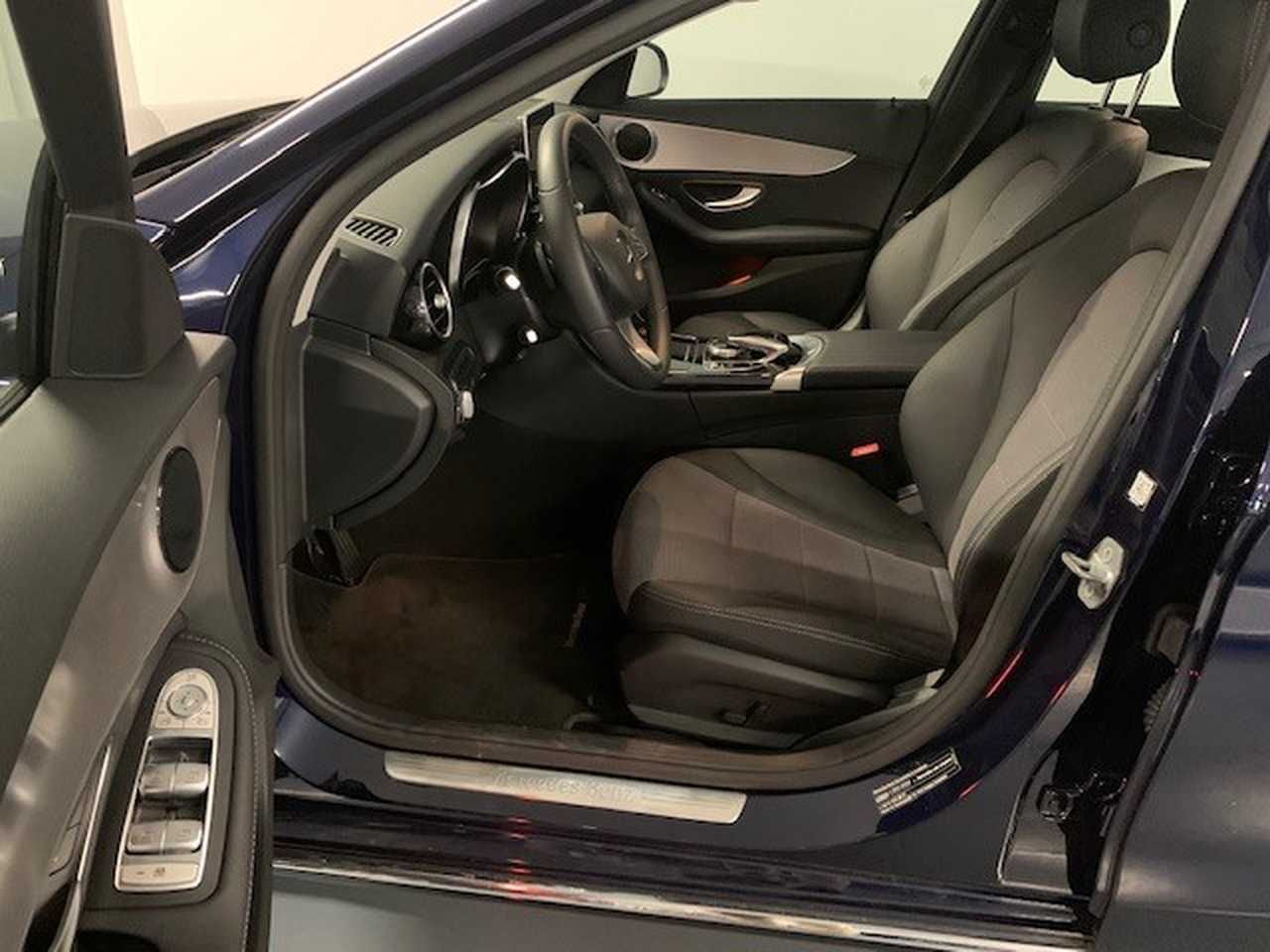 mercedes clase c 2019 / foto grande (3)