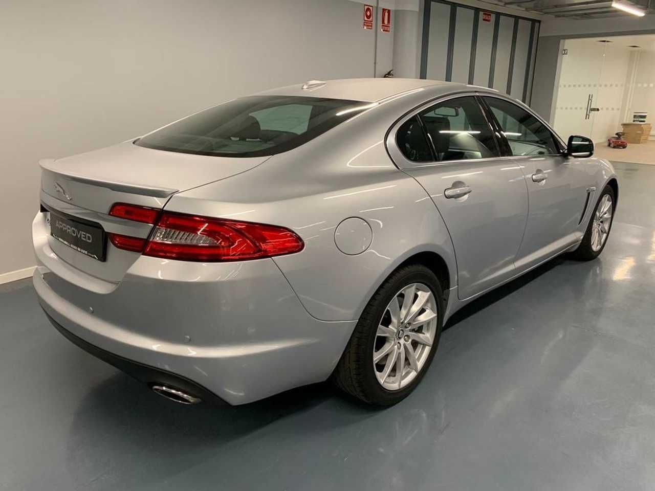 jaguar xf 2012 / foto grande (2)