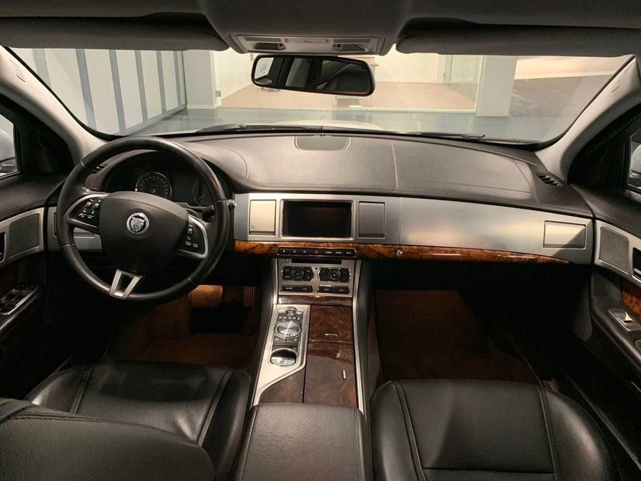 jaguar xf 2012 / foto grande (3)