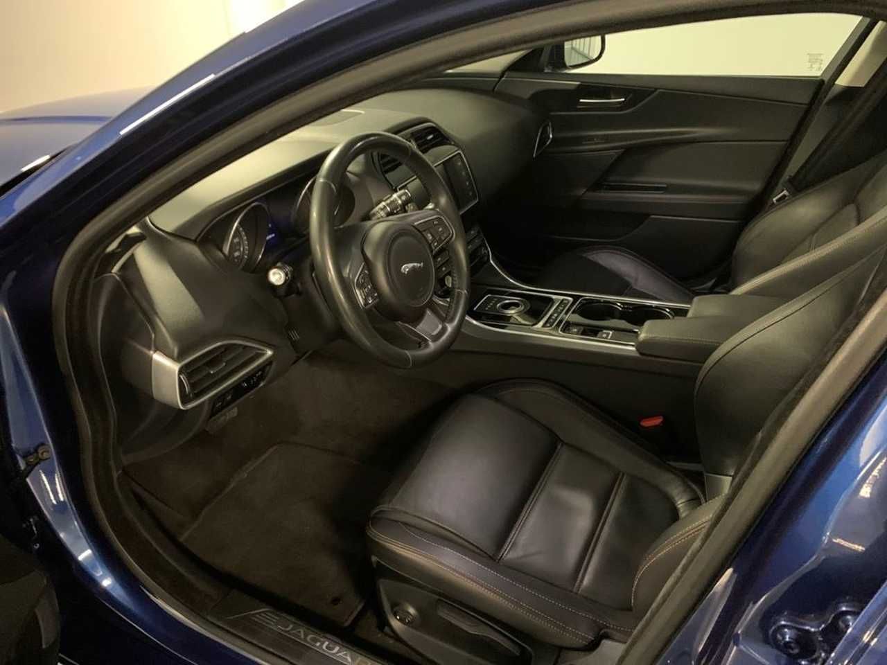 jaguar xe 2016 / foto grande (3)