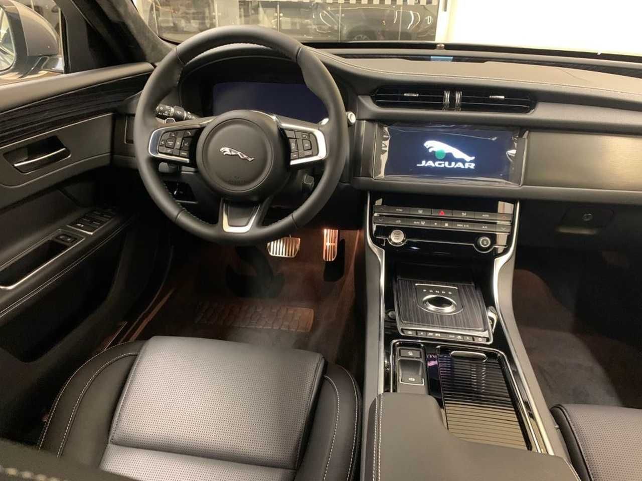 jaguar xf 2020 / foto grande (3)