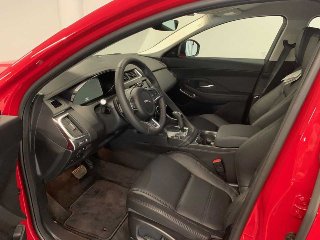 jaguar e-pace 2021 / foto grande (3)