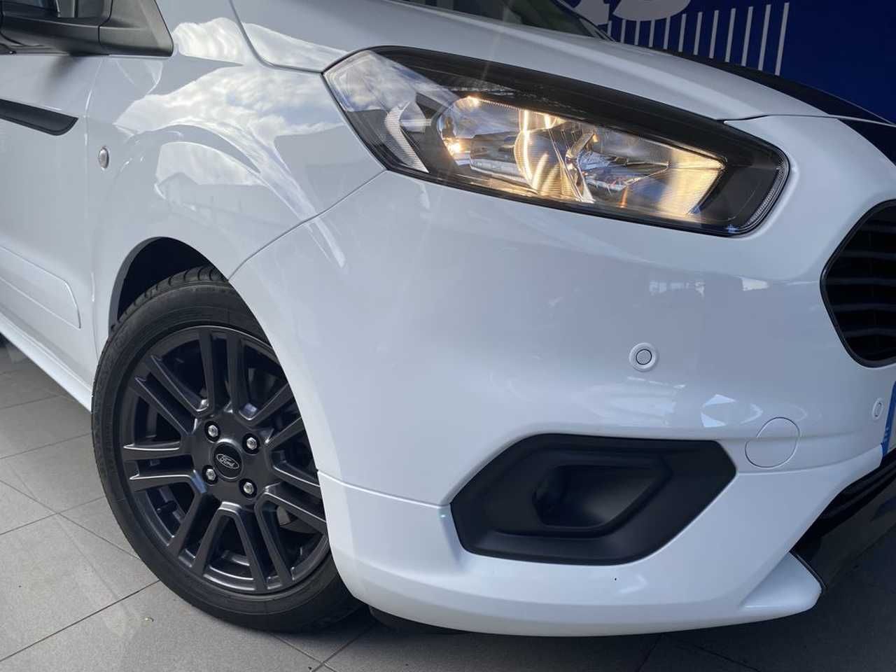ford tourneo courier 2020 / foto grande (3)