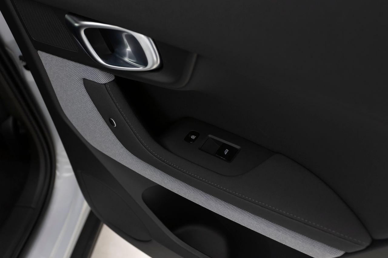 Polestar 2 LONG RANGE SIGLE MOTOR  FWD  - Foto 15