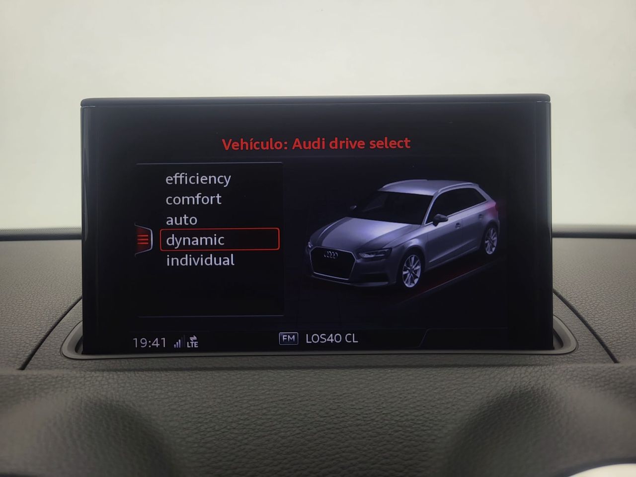 Audi A3 Sportback 1.6 30TDI S-LINE 116CV  - Foto 29