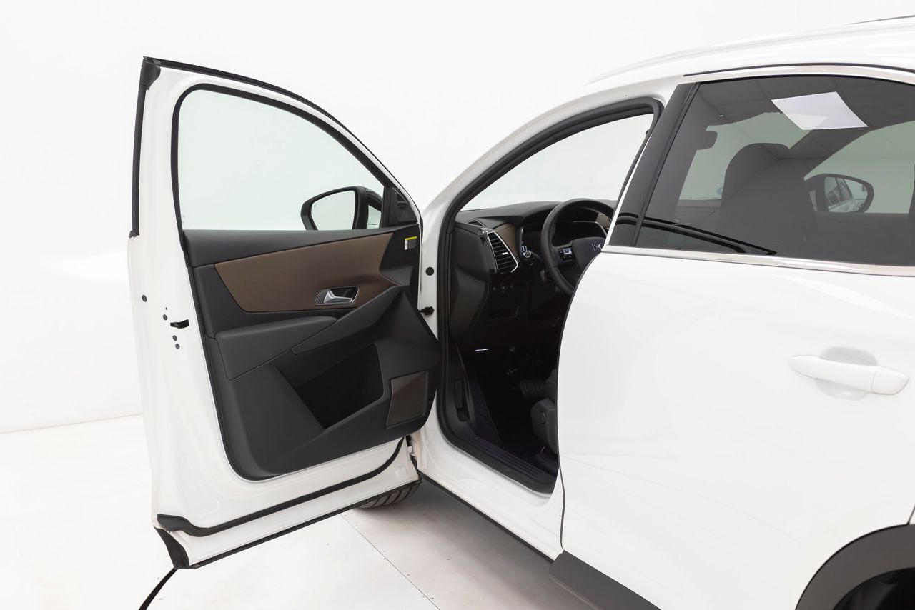 DS Automobiles DS 7 SO CHIC 2.0 HDI AT8 180 cv  - Foto 27