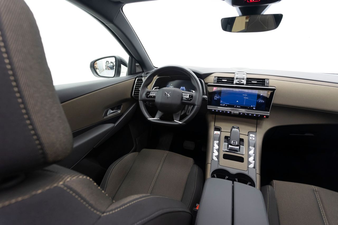 DS Automobiles DS 7 SO CHIC 2.0 HDI AT8 180 cv  - Foto 18