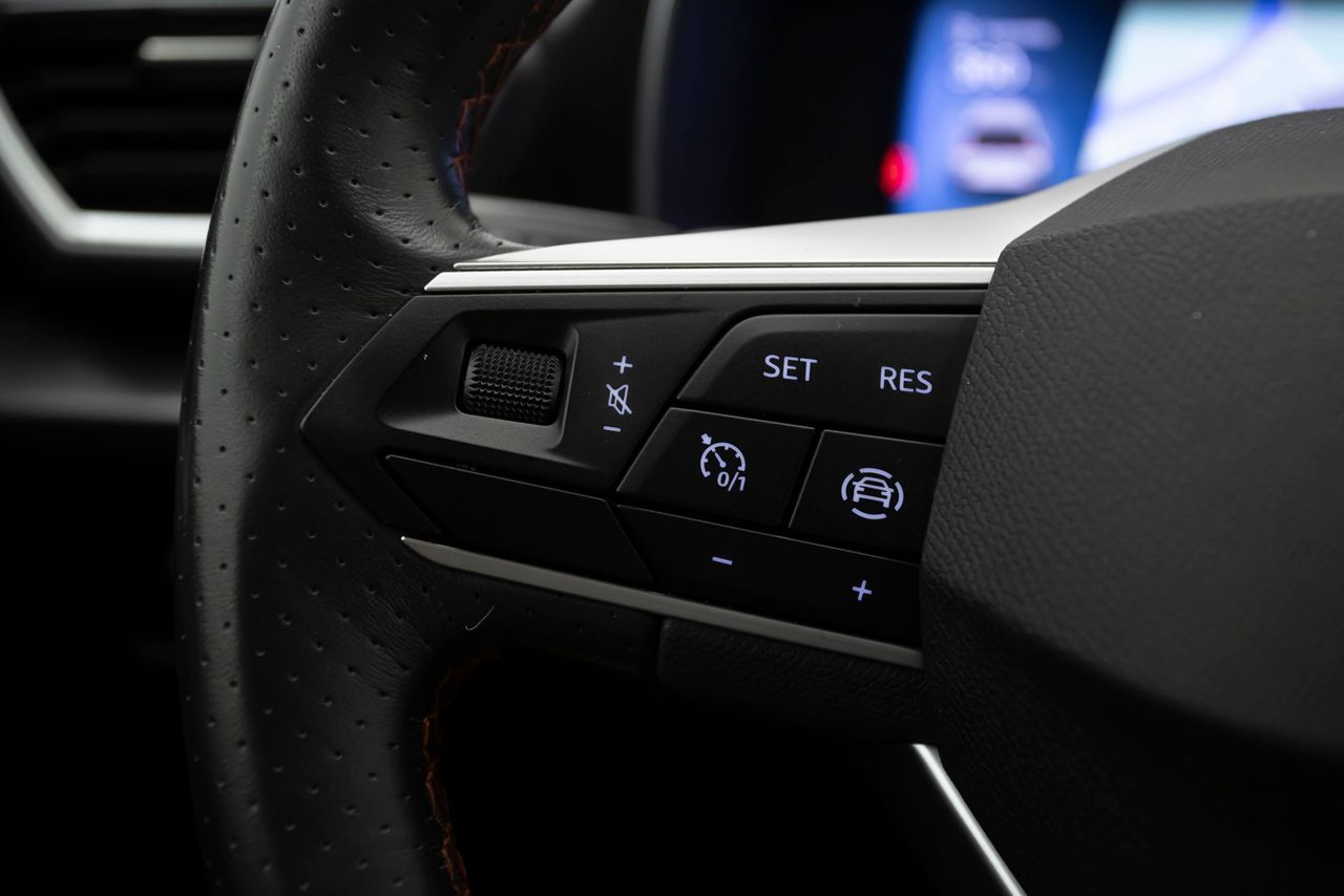 Seat Leon FR 2.0 TDI 150 cv AT7 E6D  - Foto 9