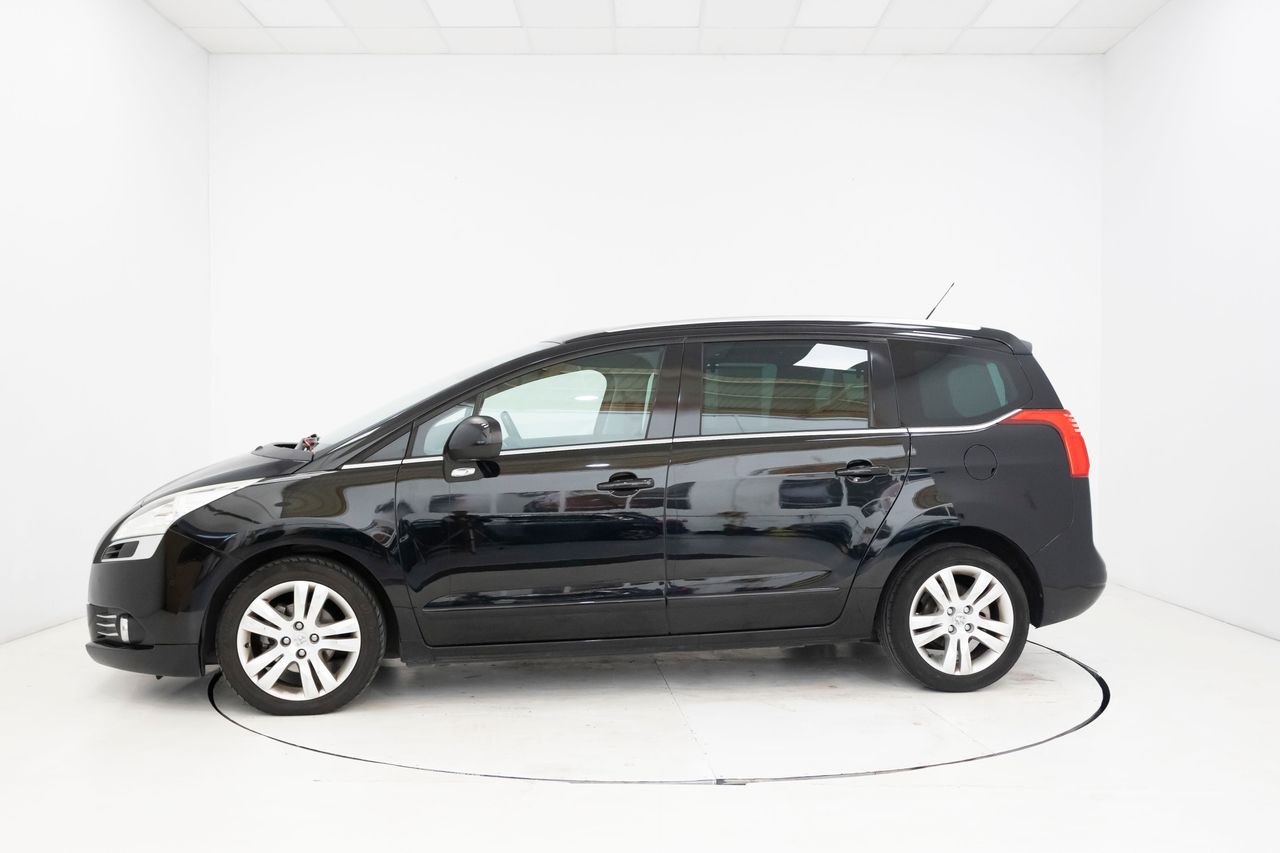 Peugeot 5008 1.6HDI 109 cv 7 PLAZAS  - Foto 49