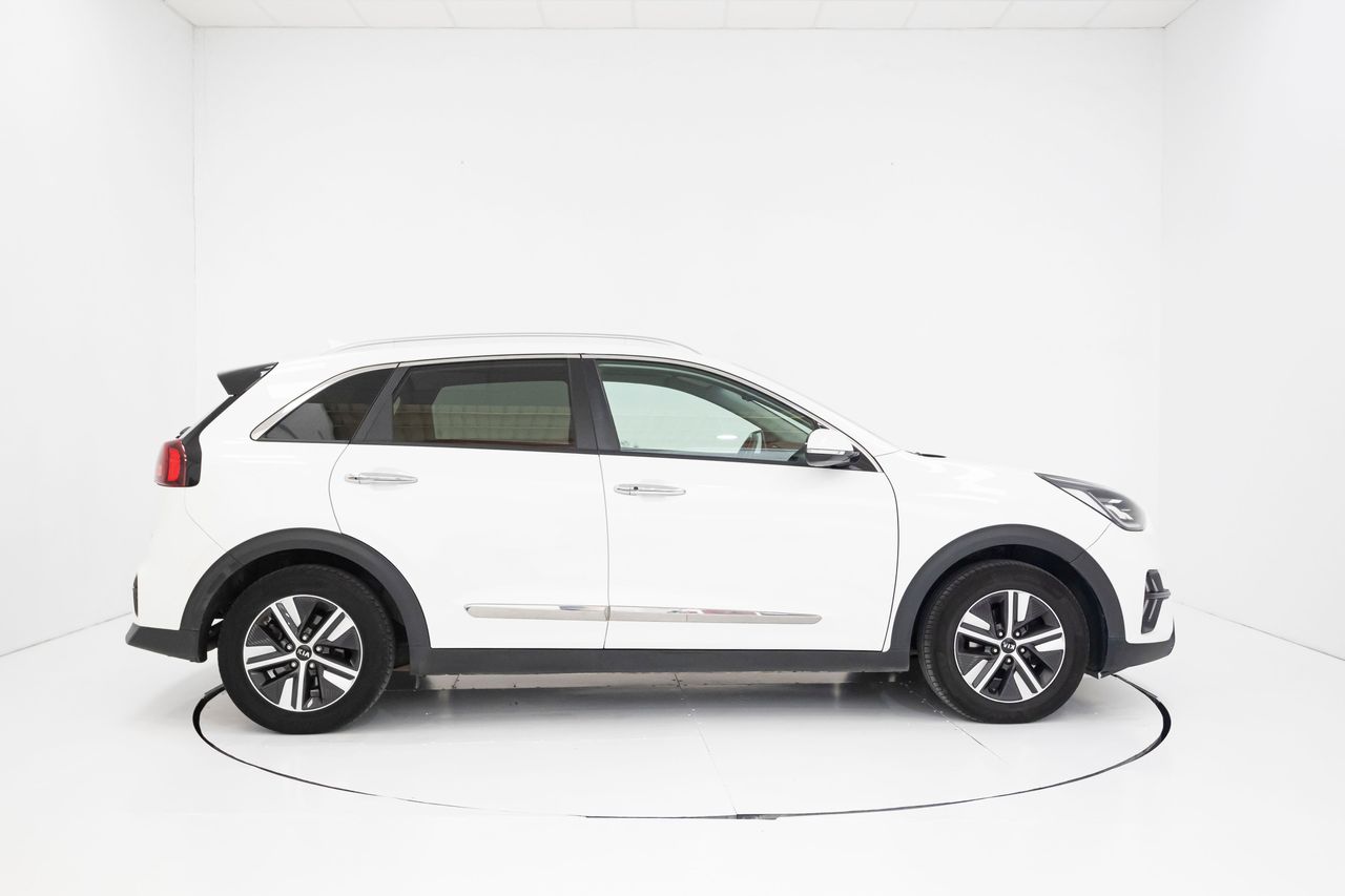 Kia Niro Híbrido Enchufable PHEV 1.6 GDI 141CV EMOTION  - Foto 57