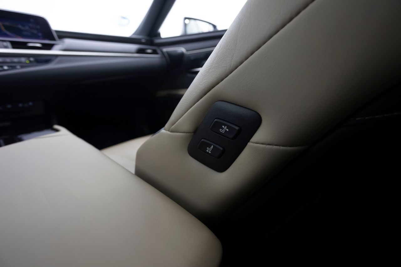 Lexus ES 300H LUXURY 2.5 218 cv  - Foto 22