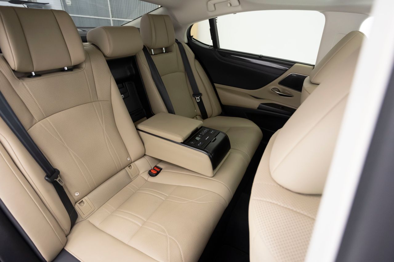 Lexus ES 300H LUXURY 2.5 218 cv  - Foto 18