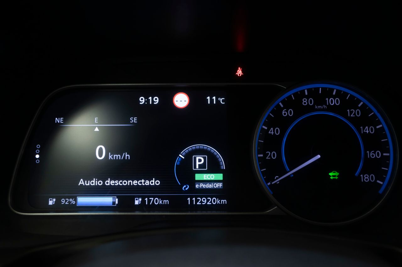 Nissan Leaf 40KWH ACENTA  - Foto 37