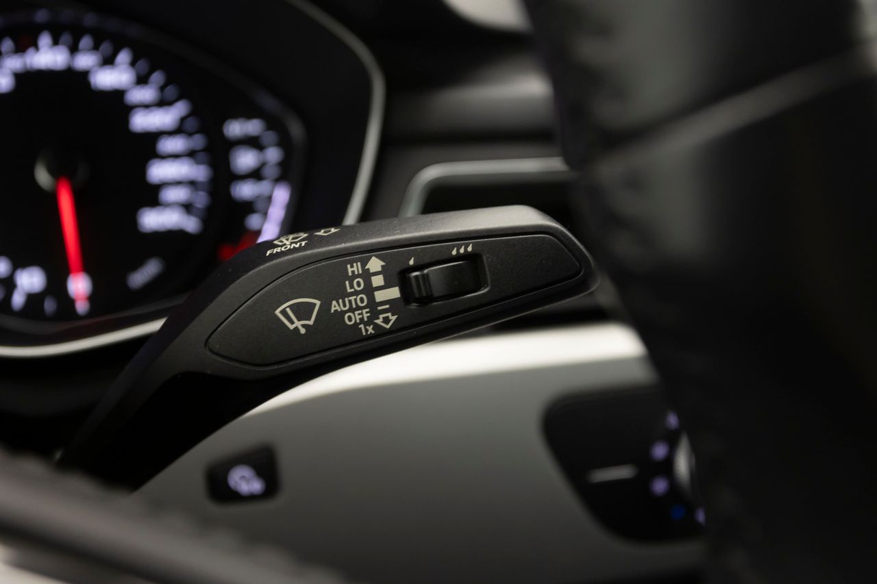 Audi A4 2.0 TDI 135 cv STRONIC ADVANCED HEV  - Foto 34