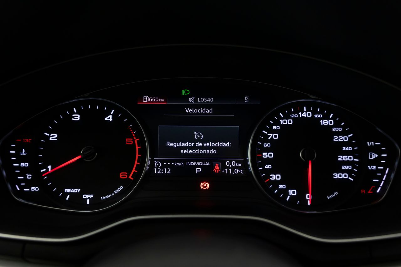 Audi A4 2.0 TDI 135 cv STRONIC ADVANCED HEV  - Foto 37