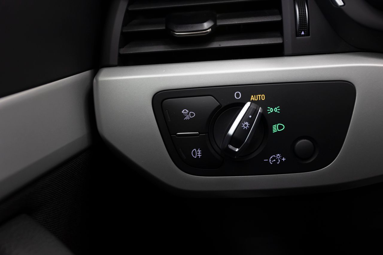 Audi A4 2.0 TDI 135 cv STRONIC ADVANCED HEV  - Foto 31