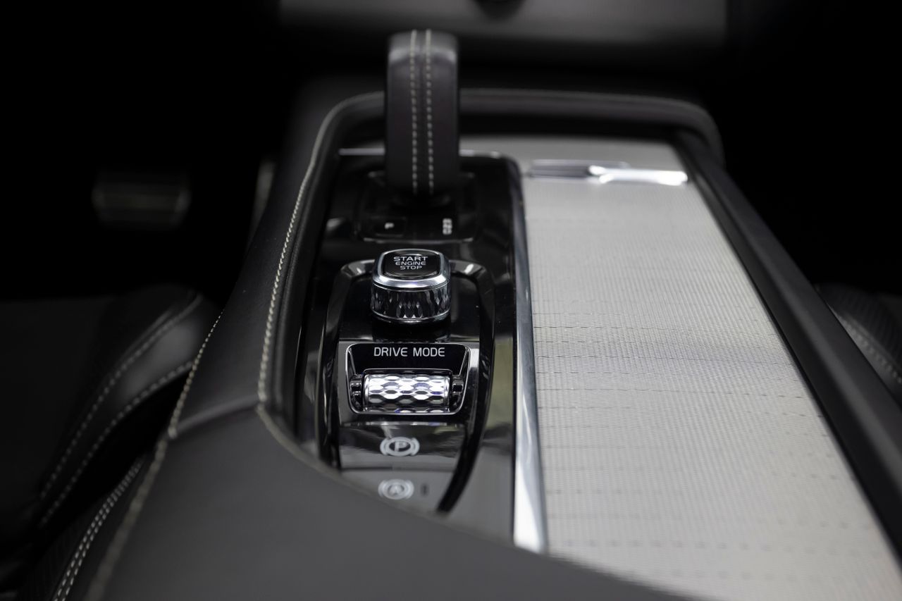 Volvo XC90 2.0 T8 AWD RECHARGE R-DESIGN 287KW  - Foto 23